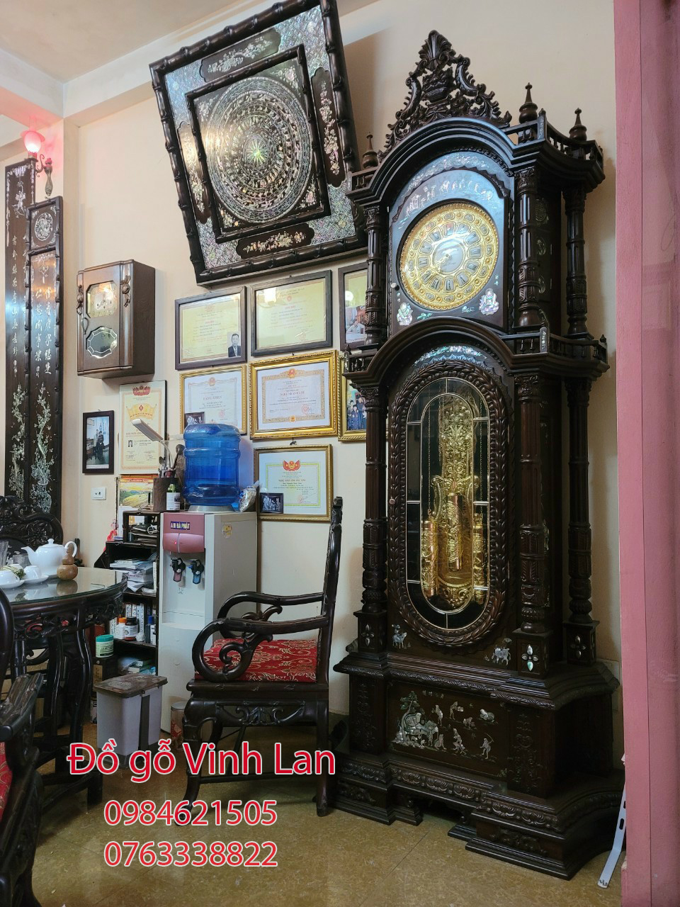 Đồng hồ quả lắc gỗ gụ mật khảm ốc máy cơ Đức